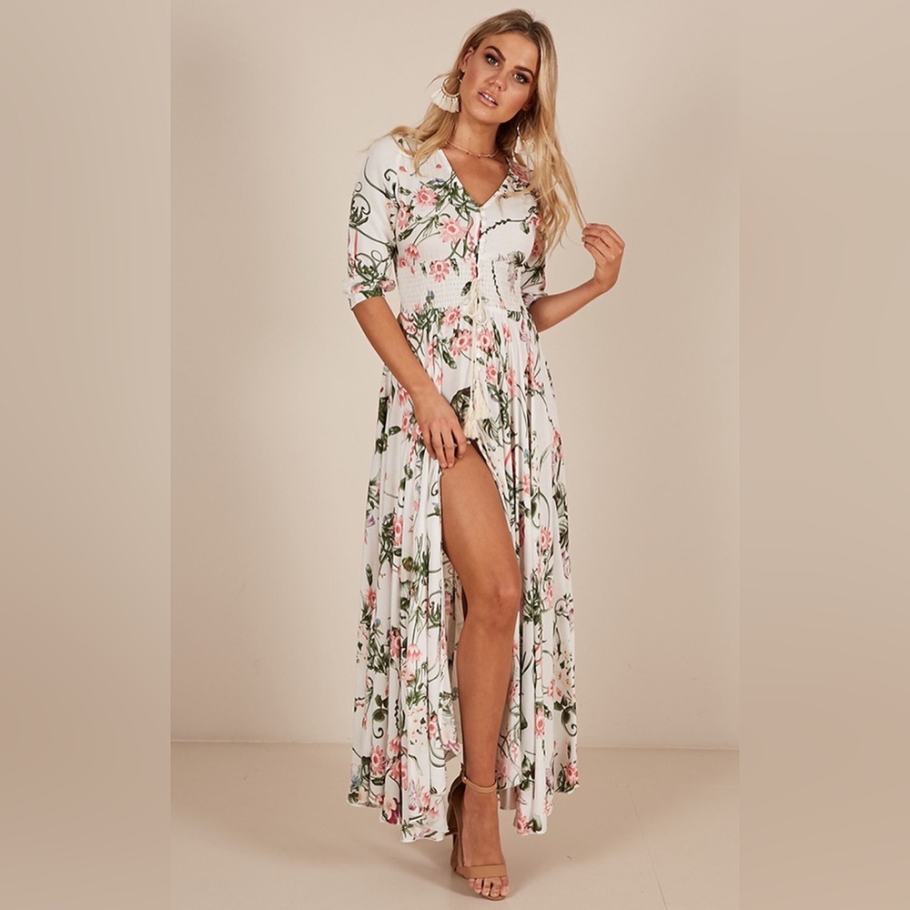 Showpo Lone Traveller Maxi Dress Floral Size 8